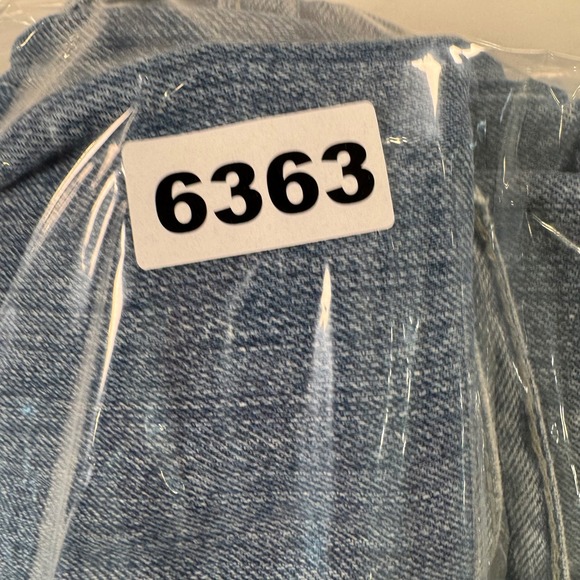 Ariat Mens Denim Jeans Medium Wash Distressed Relaxed Fit Size 29x33 - Picture 12 of 12